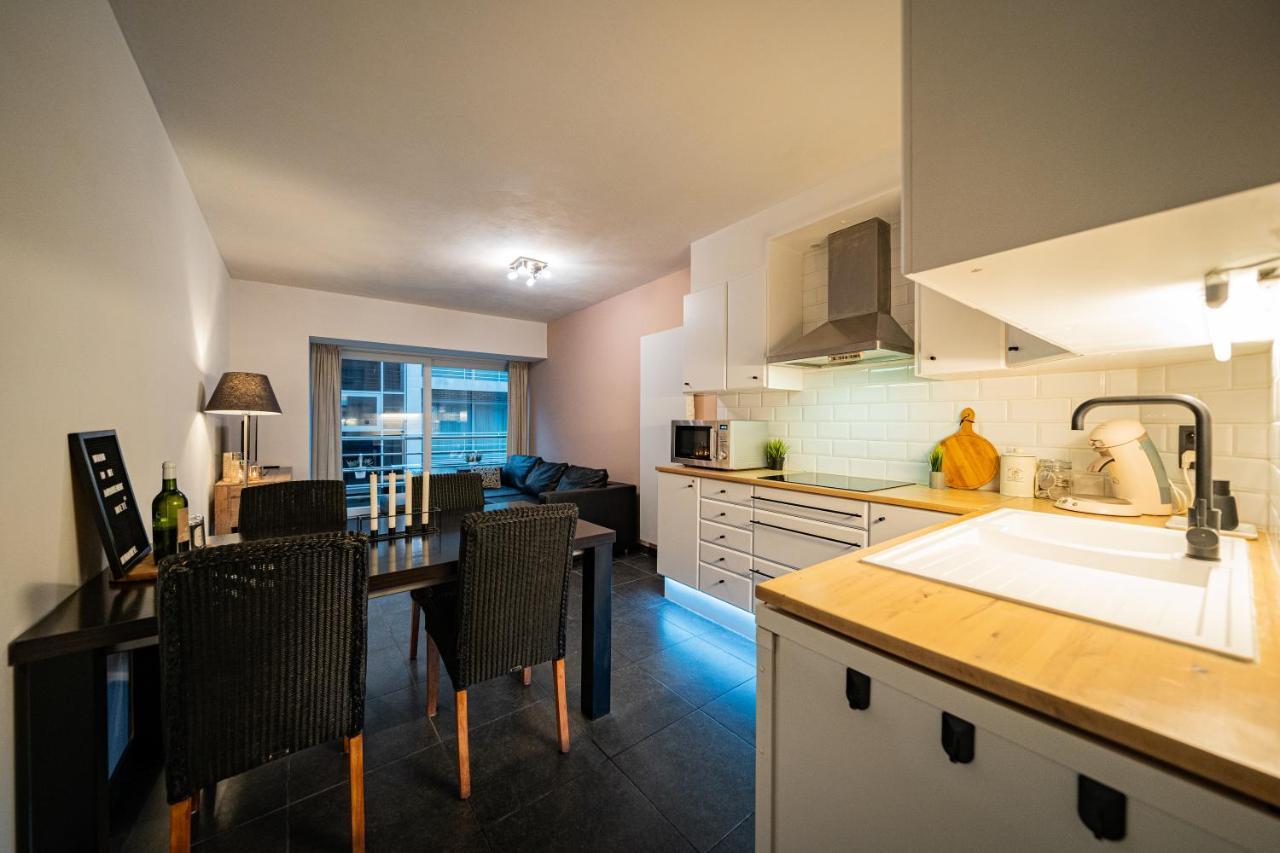 Appartement Miete - Dichtbij Strand En Winkels Bredene Exterior foto